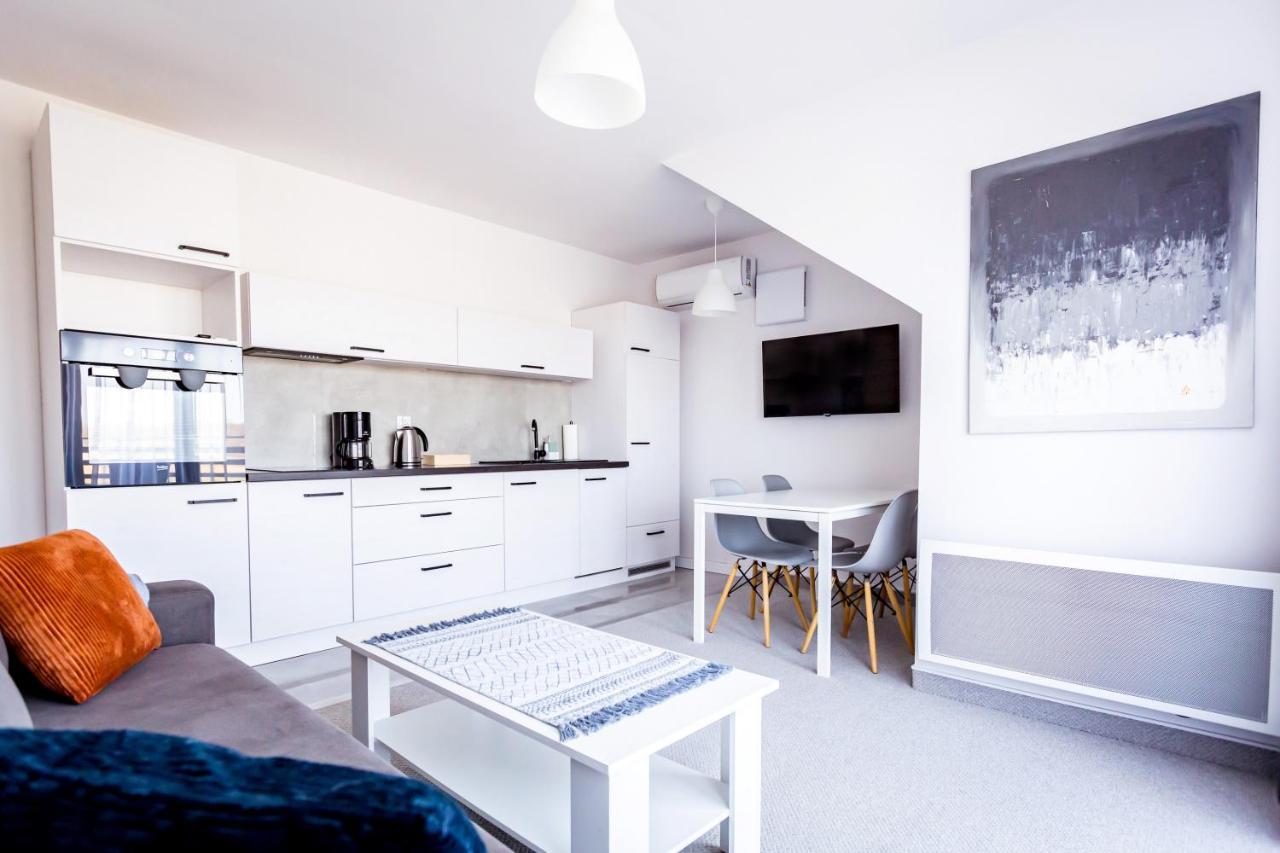 Awo Apartamenty Łeba Buitenkant foto